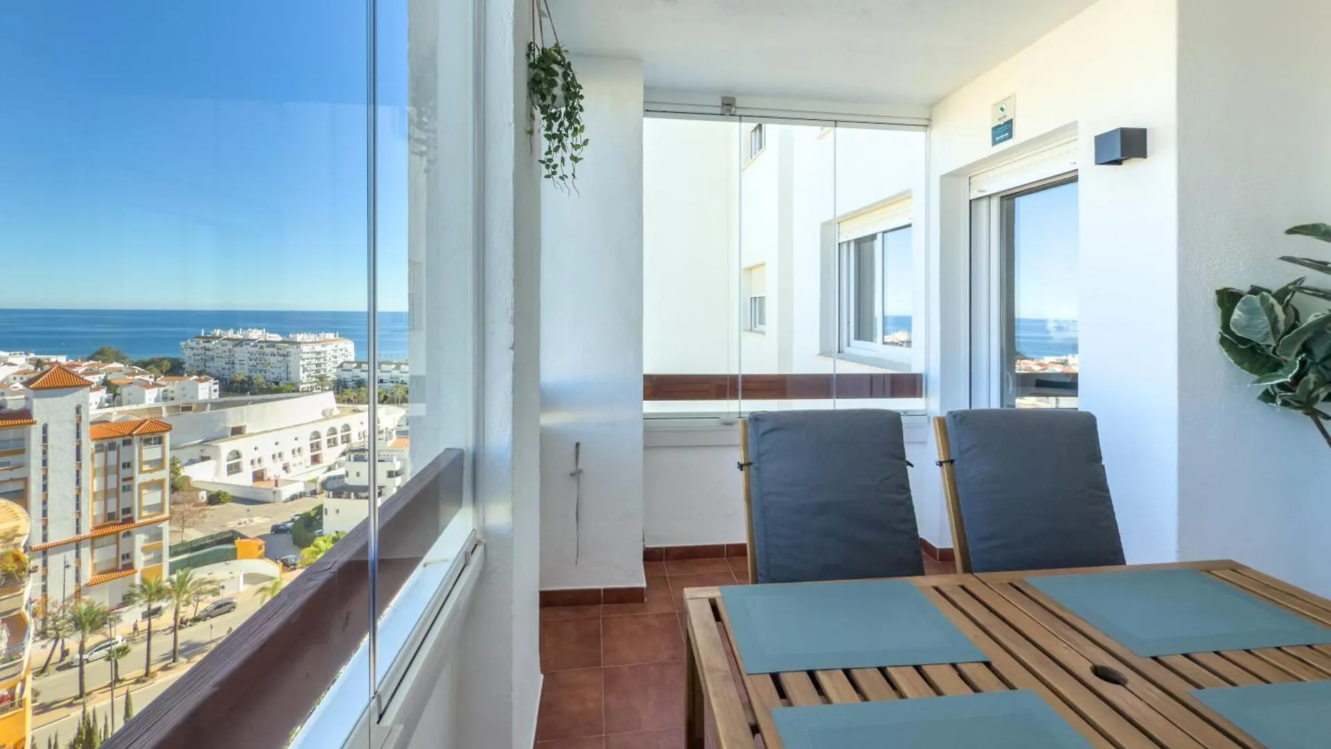 Hanami Real Sofia 2 Estepona Apartment