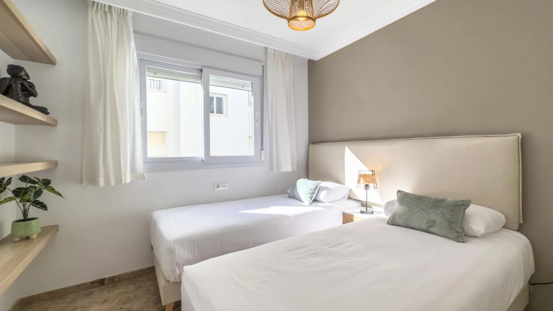 Apartment Hanami Real Sofia 2 Estepona Spain